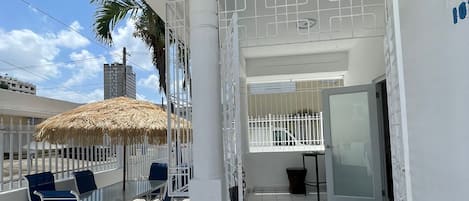 Appartement supérieur | Aire de séjour | Téléviseur à écran plat