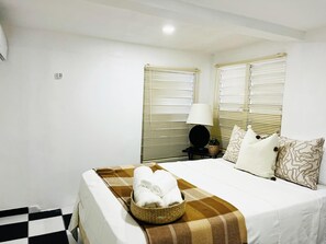 Traditional Apartment | Individually decorated, individually furnished, free WiFi - Janer House (San Juan)