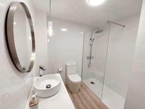Hair dryer, towels