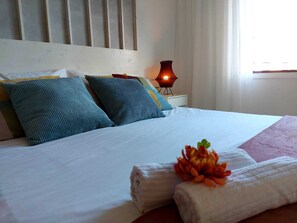 3 bedrooms, iron/ironing board, travel cot, WiFi - Duplex with sea views, garden and terrace (Santa Cruz de Tenerife)