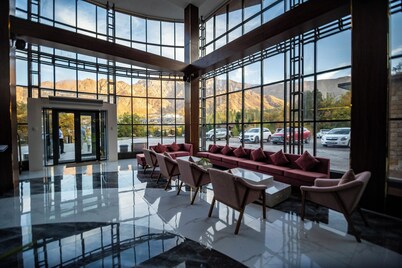 ARCHAZOR Mountain Resort