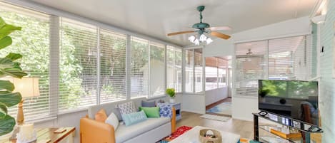 Cottage (2 Bedrooms) | Interior