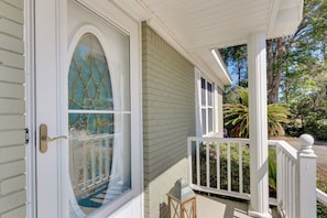 Interior - Bright Navarre Vacation Rental, 2 Mi to Beach! (Navarre)