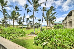 Interior - Hawaii Haven: Condo w/ Community Pool, Ocean Views (Kaunakakai)
