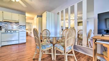 Apartment (1 Bedroom) | Interior