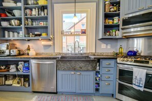 Ferienhaus (3 Bedrooms) | Eigene Küche | Mikrowelle, Ofen, Herdplatte, Geschirrspüler