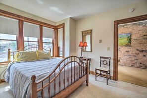 Apartment (4 Bedrooms) | Interior - Historic Apartment - Half Mi to Lake Champlain! (Plattsburgh)