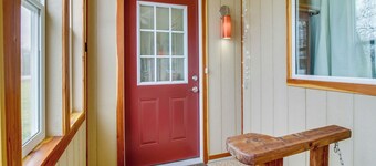 Cozy Mountain Home Studio 8 Mi to Bull Shoals Lake