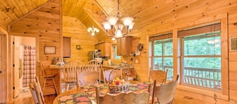 Mountain-view Maggie Valley Home w/ 2 Decks!