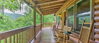 Mountain-view Maggie Valley Home w/ 2 Decks!