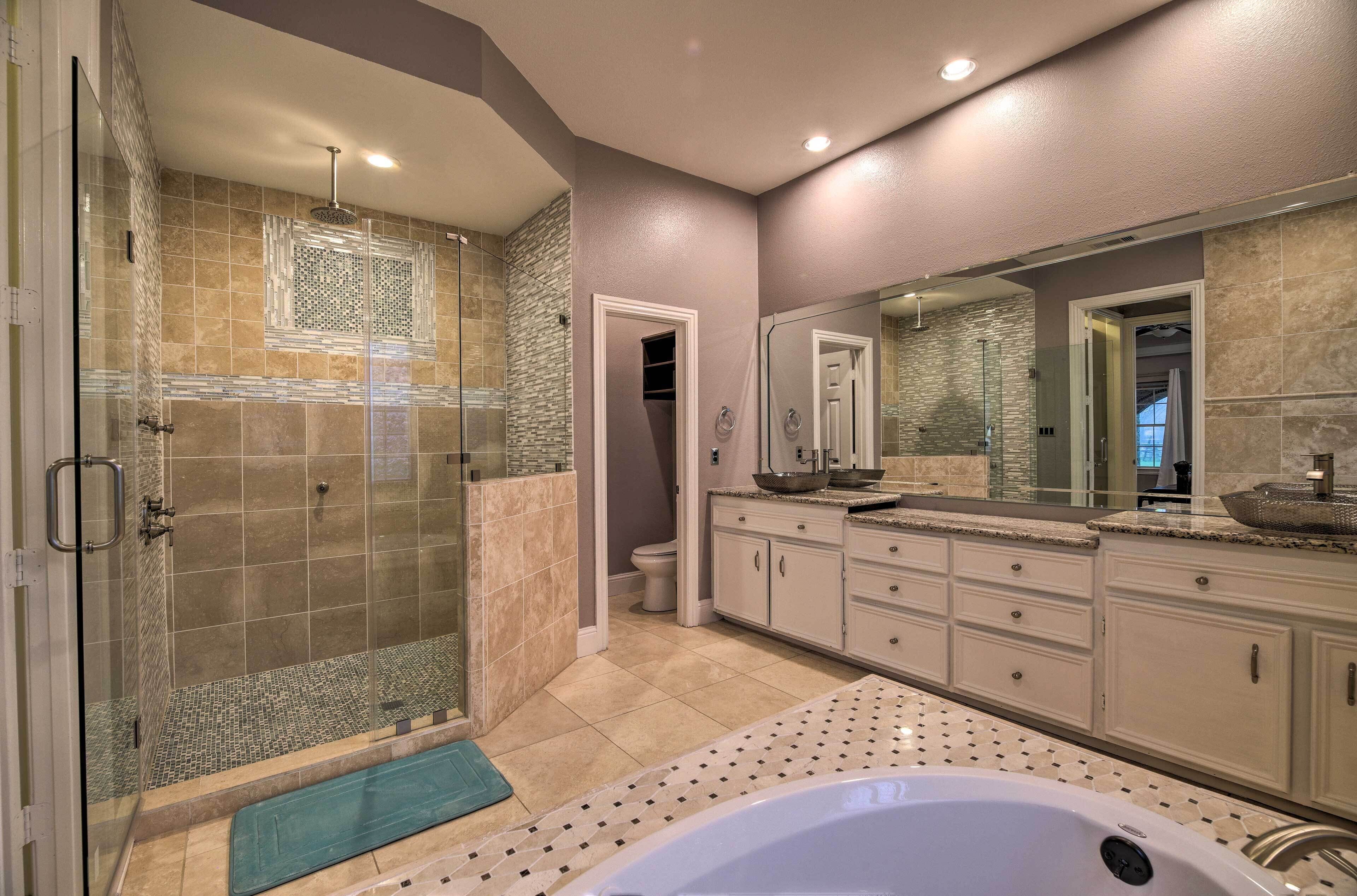 House (Multiple Bedrooms) | Interior
