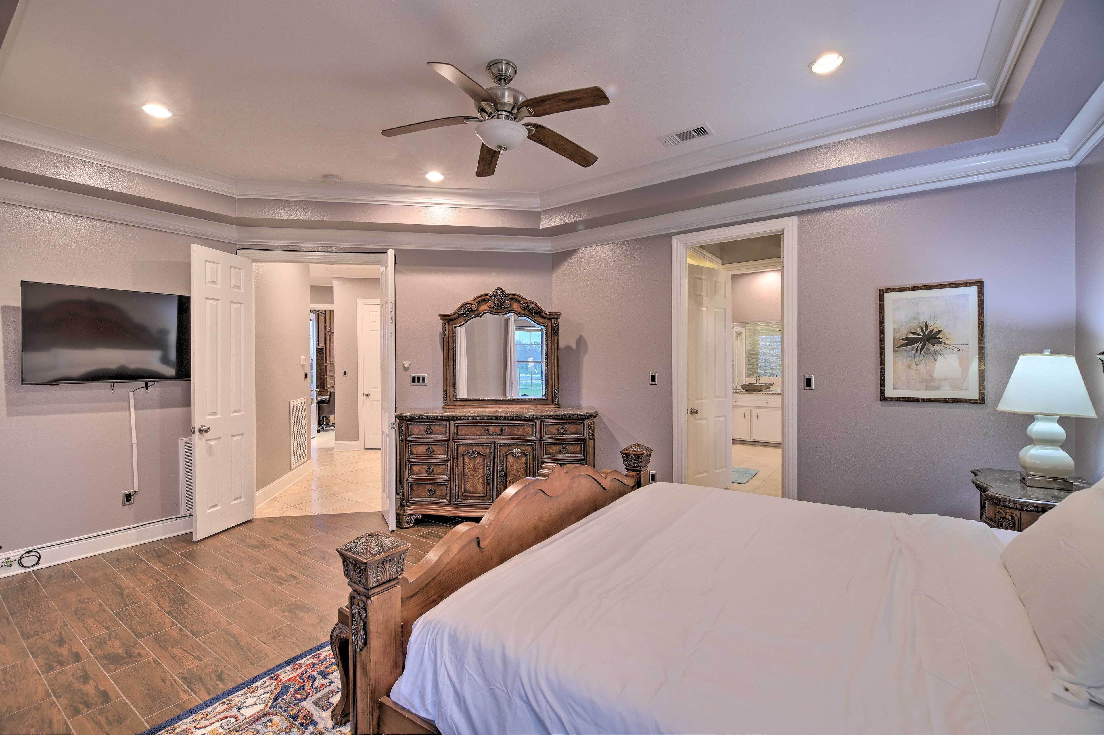 House (Multiple Bedrooms) | Interior