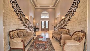 House (Multiple Bedrooms) | Interior