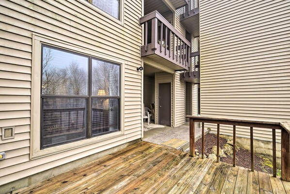 Apartment (2 Bedrooms) | Interior - Deck & Grill: Modern Sugar Mtn Escape! (Banner Elk)