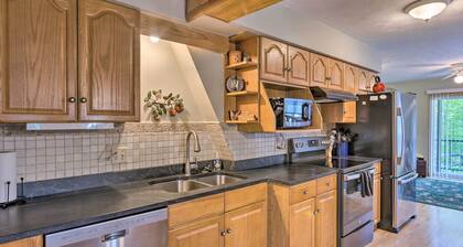 Hot Tub, Sauna, Fireplace, Dock! Lake Honor Cabin