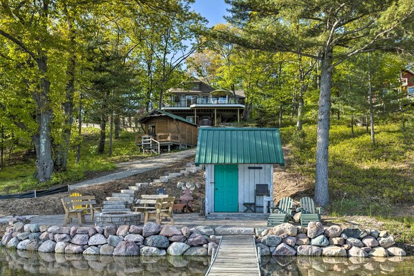 House (5 Bedrooms) | Interior - Hot Tub, Sauna, Fireplace, Dock! Lake Honor Cabin (Honor)
