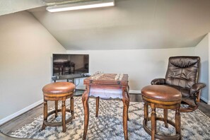 House (2 Bedrooms) | Interior - Pet-friendly Austin Home w/ Deck, Yard, & Views! (Austin)