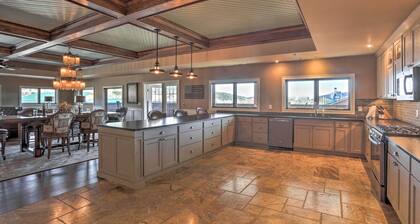Main Street Strugis Apt w/ High-end Features