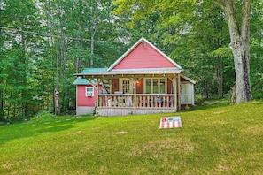 Cottage (2 Bedrooms) | Interior - Cottage < 8 Mi to Gore Mountain in Bakers Mill! (North Creek)