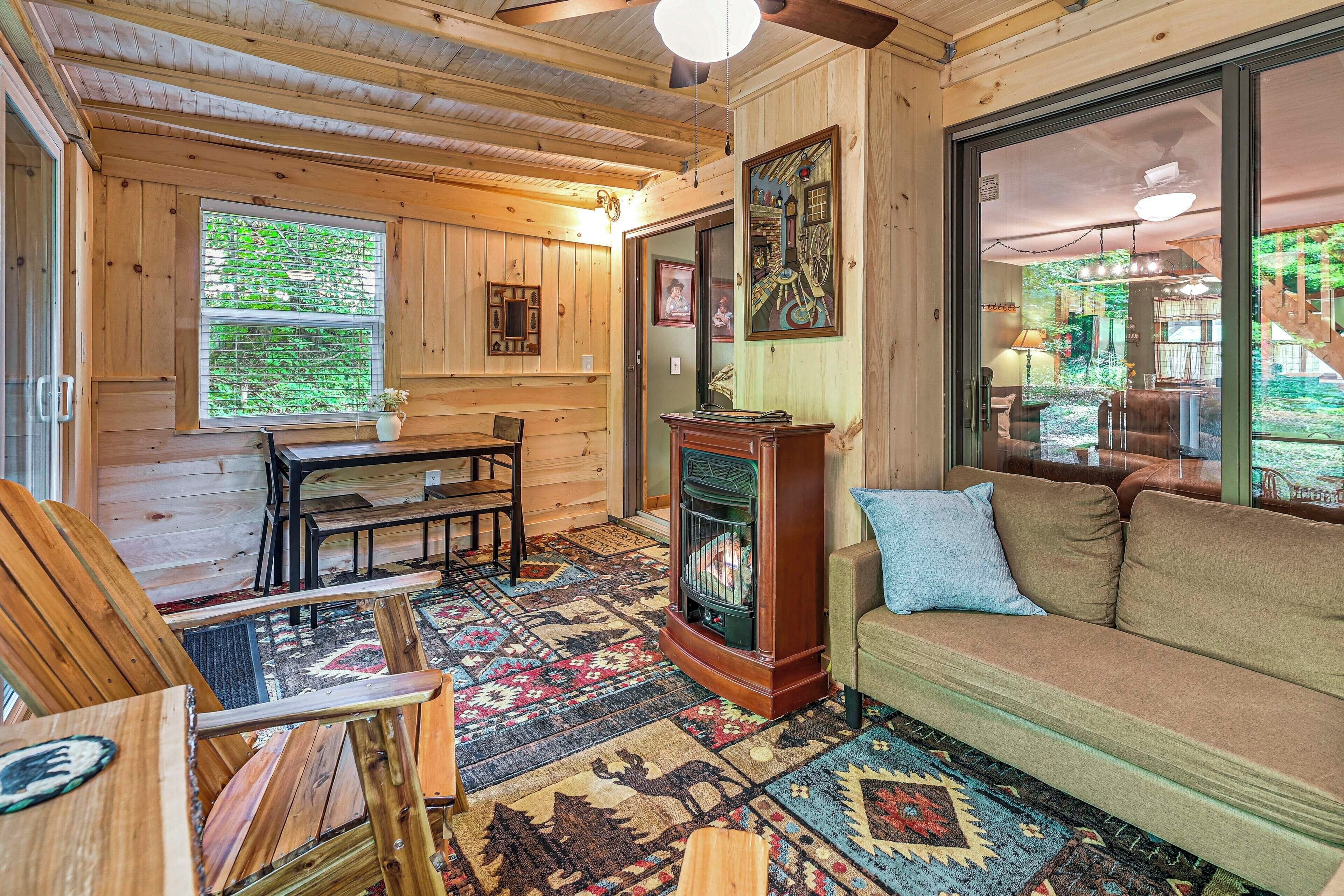 Cottage (2 Bedrooms) | Interior