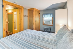Cottage (2 Bedrooms) | Interior