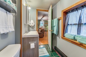 Cottage (2 Bedrooms) | Interior