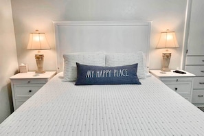 3 bedrooms, laptop workspace, iron/ironing board, bed sheets