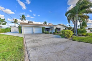 Exterior - Bright + Airy Canalfront Getaway w/ Heated Pool! (North Fort Myers)