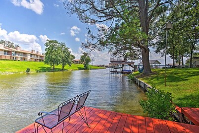 Cedar Creek Reservoir Home w/ Deck & Dock