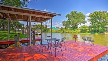 House (5 Bedrooms) | Front of property