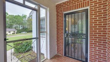 Casa (2 Bedrooms) | Interior