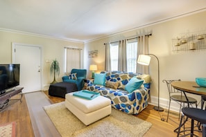 House (2 Bedrooms) | Interior