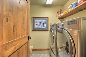 Apartment (3 Bedrooms) | Interior - Expansive Bigfork Resort Retreat on Flathead Lake! (Bigfork)