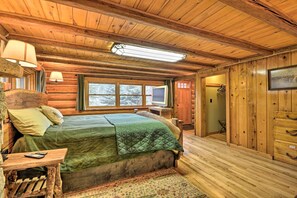 House (2 Bedrooms) | Interior - 'honey's Cabin' in Mcleod: Fish, Hike & Views! (McLeod)