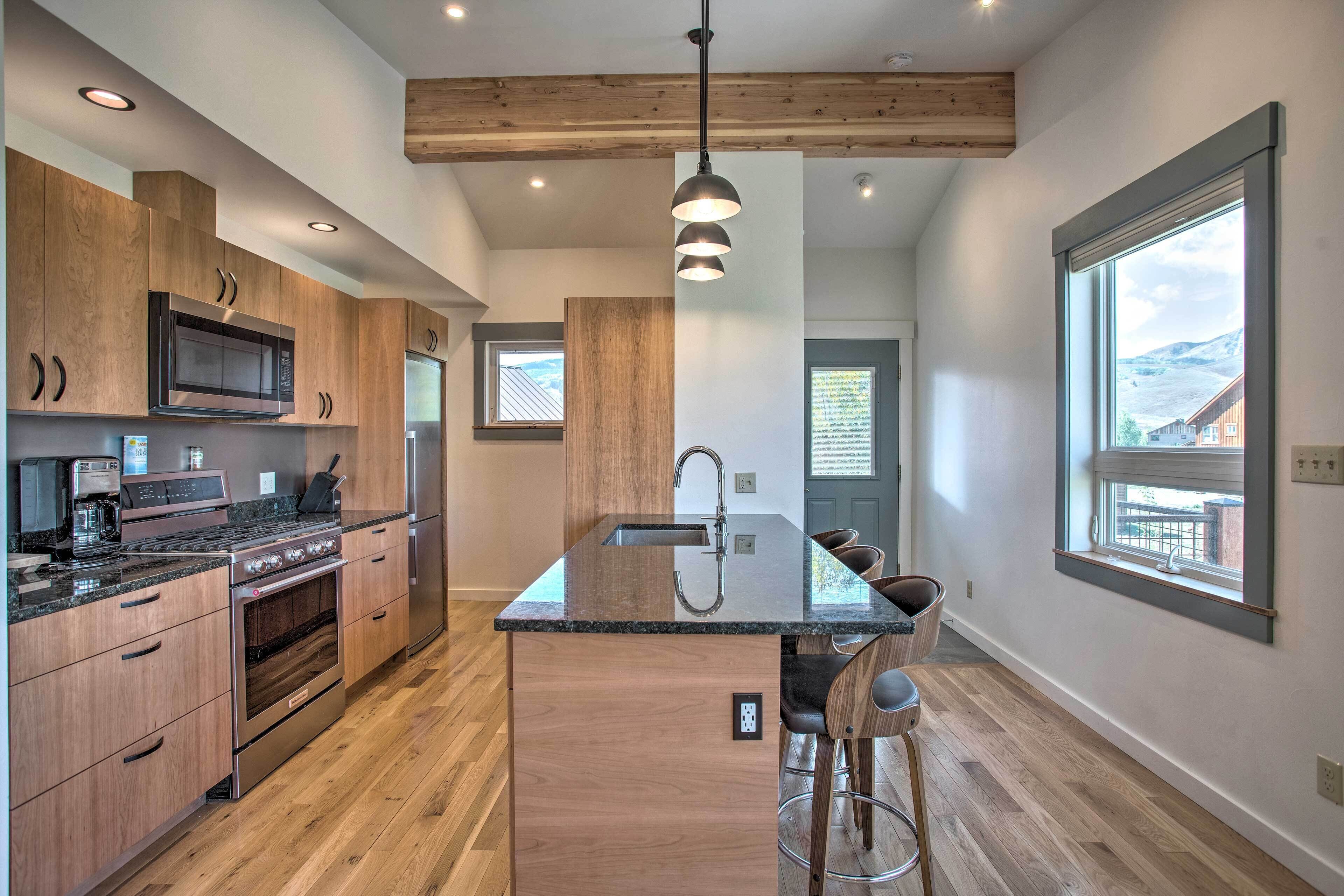 Microwave, oven, stovetop, dishwasher