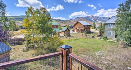 Newly Renovated Crested Butte Apt w/ Mtn View