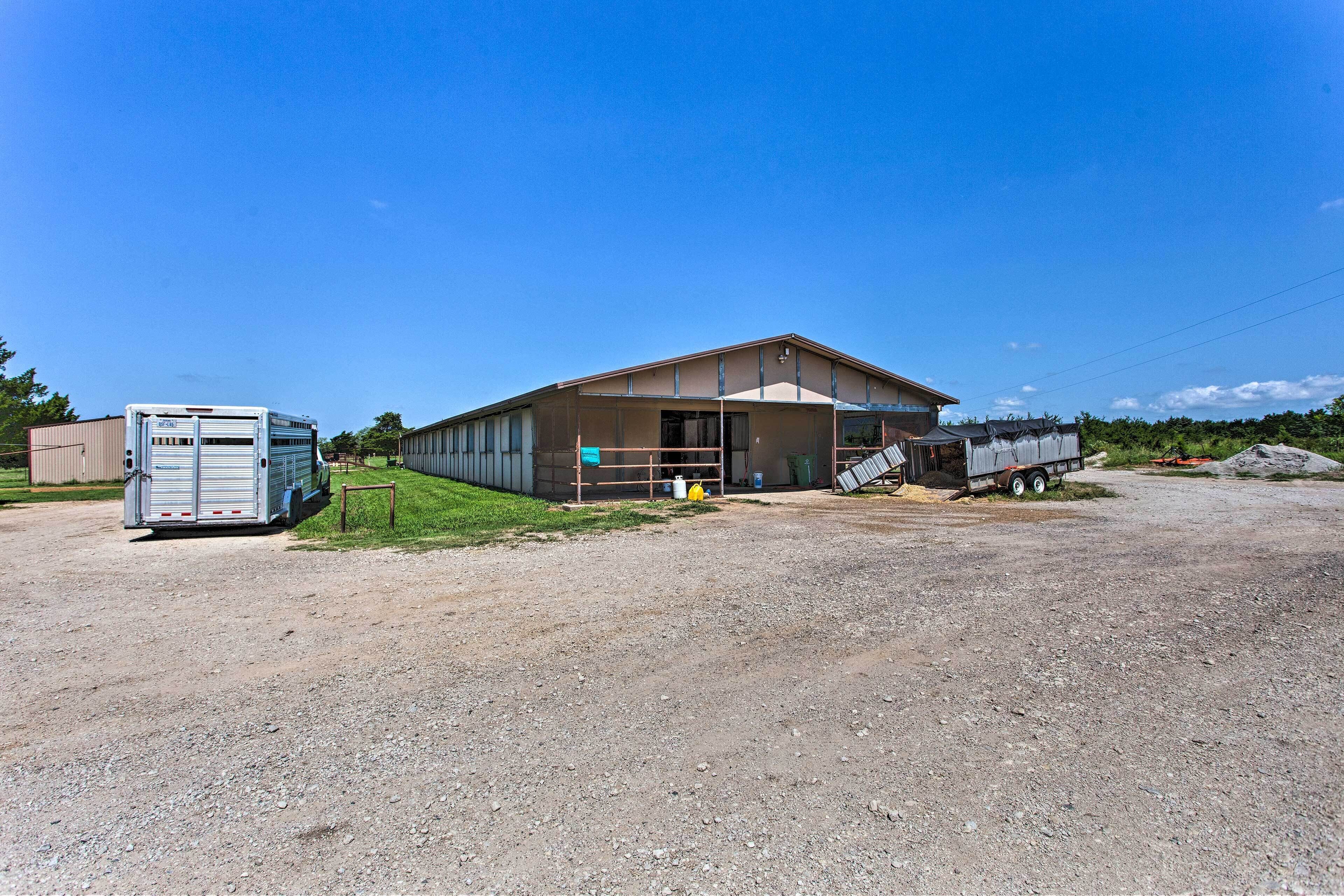 House (2 Bedrooms) | Interior