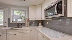 House (3 Bedrooms) | Interior - Tranquil Abington Retreat w/ Patio & Yard! (Abington)