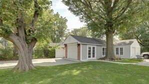 House (3 Bedrooms) | Interior - Tranquil Abington Retreat w/ Patio & Yard! (Abington)