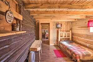 House (Multiple Bedrooms) | Interior