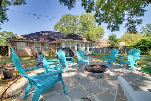 House (3 Bedrooms) | Interior - Ocean Springs Home w/ Fire Pit & Game Room! (Biloxi)