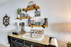 Apartment (1 Bedroom) | Interior