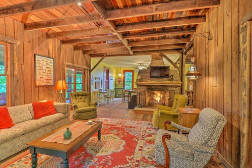 Rustic Cabin in the Woods: 2-acre Fishing Pond!