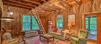 Rustic Cabin in the Woods: 2-acre Fishing Pond!