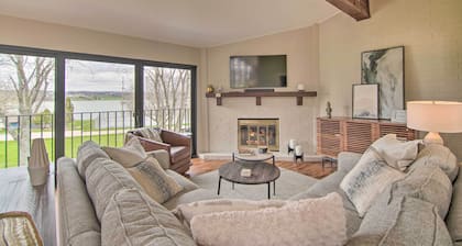Cozy Lake Geneva Retreat With Year-round Views!