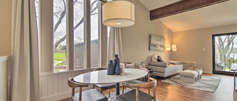 Apartment (1 Bedroom) | Interior