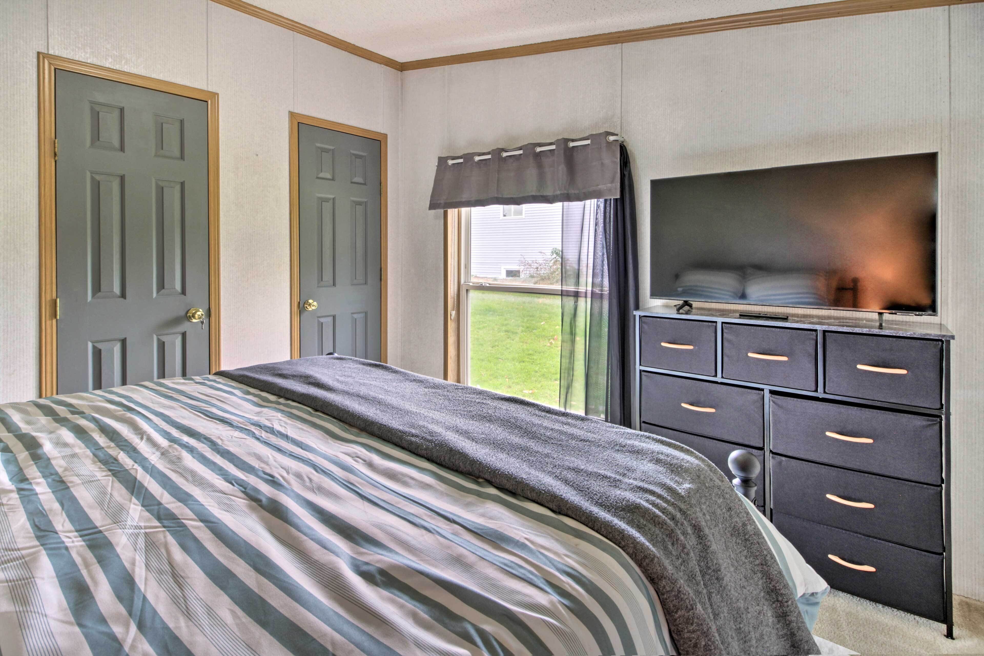 Nhà (3 Bedrooms) | 3 phòng ngủ, bộ trải giường 