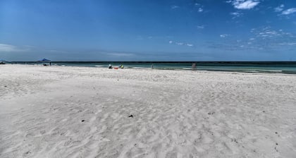 Walk to Beach: Condo w/ Deck in Indian Shores
