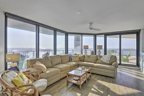 Apartment (3 Bedrooms) | Interior - Panoramic Gulf Views: Port Aransas Condo! (Port Aransas)