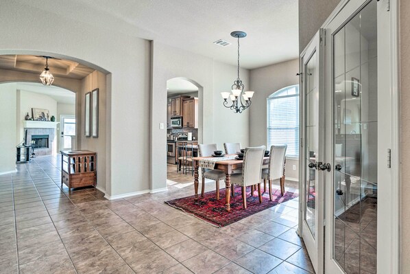 House (4 Bedrooms) | Interior - San Antonio Retreat w/ Fireplace + Pool Access! (San Antonio)